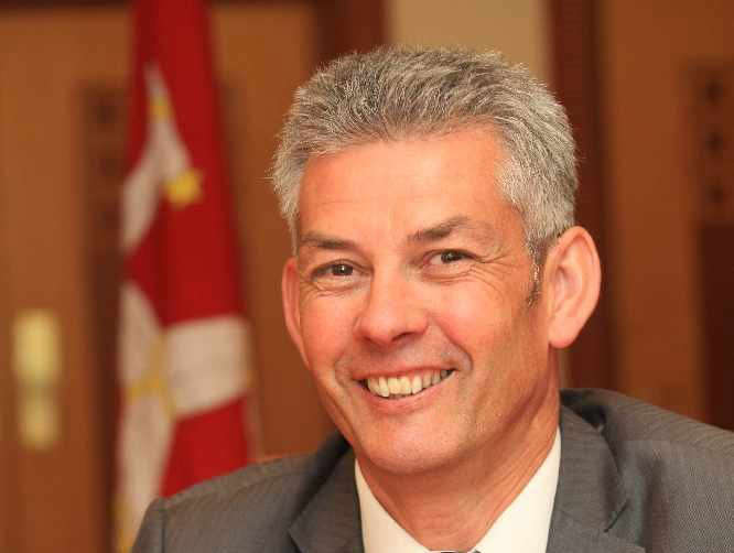 Minister announces Ramsey flood defence 