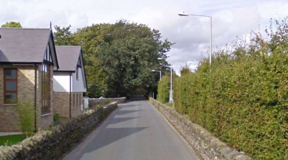 No rush to resurface Tromode Road