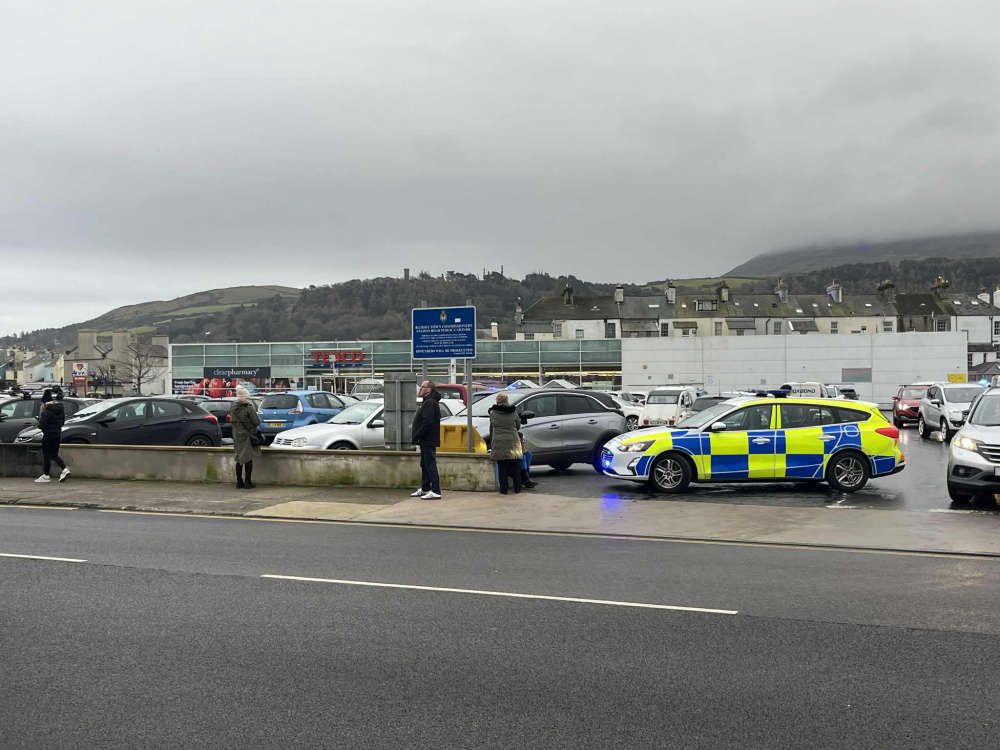 Serious incident closes Tesco in Ramsey