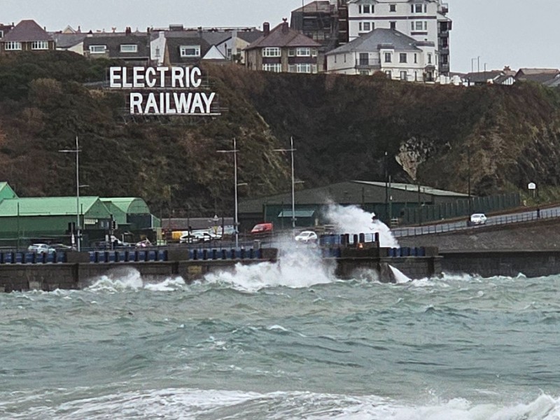 Warning for coastal overtopping later