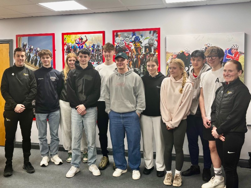 Young athletes meet with record-breaking